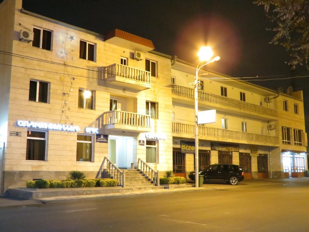 White House Hotel Erevan Exterior foto