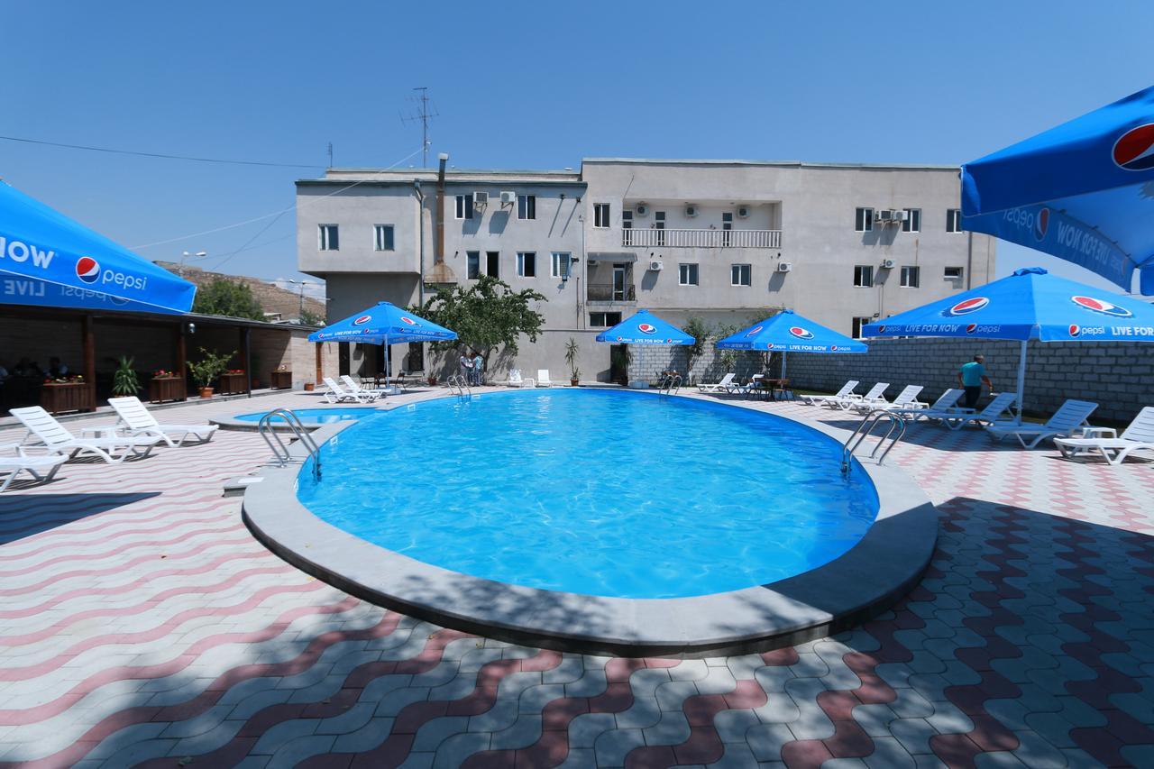 White House Hotel Erevan Exterior foto